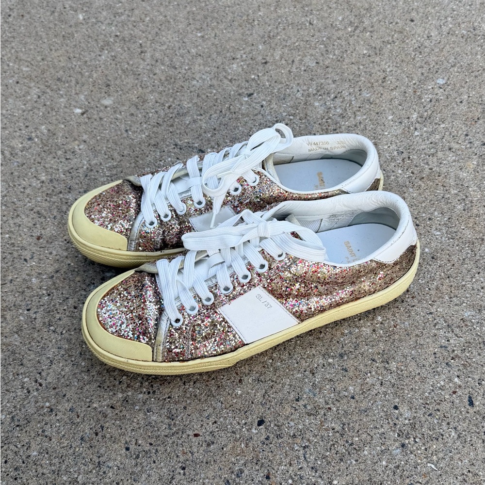 Saint Laurent Classic Court Glitter Leather Low-Top Sneaker - Picture 2 of 8